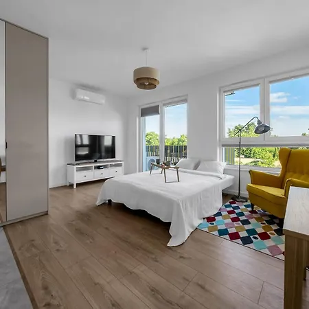 Warsaw Bialoleka Apartment - Balcony, Parking, Ac - By Rentujemy Zewnętrze zdjęcie