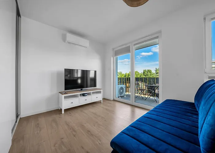 Warsaw Bialoleka Apartment - Balcony, Parking, Ac - By Rentujemy